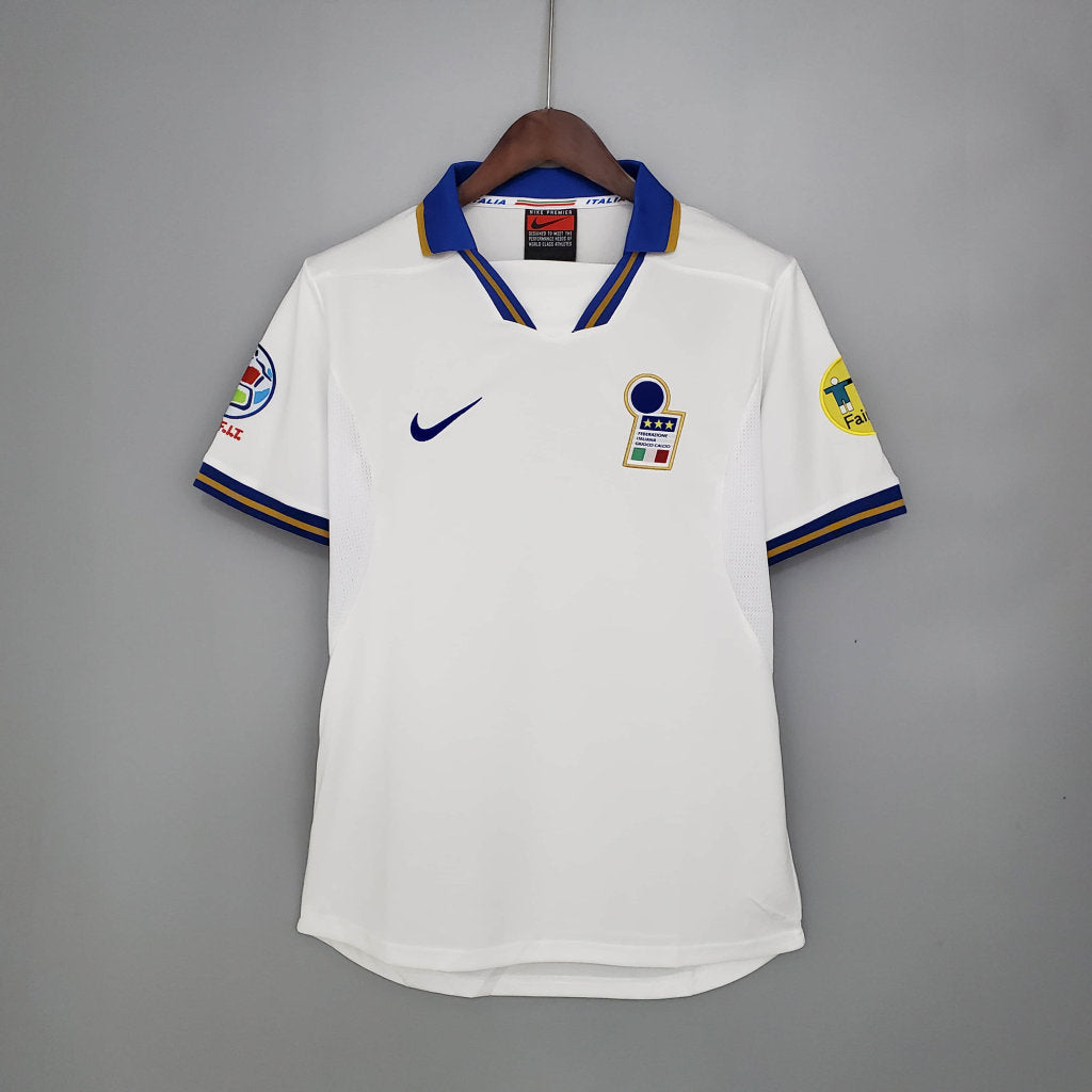 Retro Italy 1996 Away