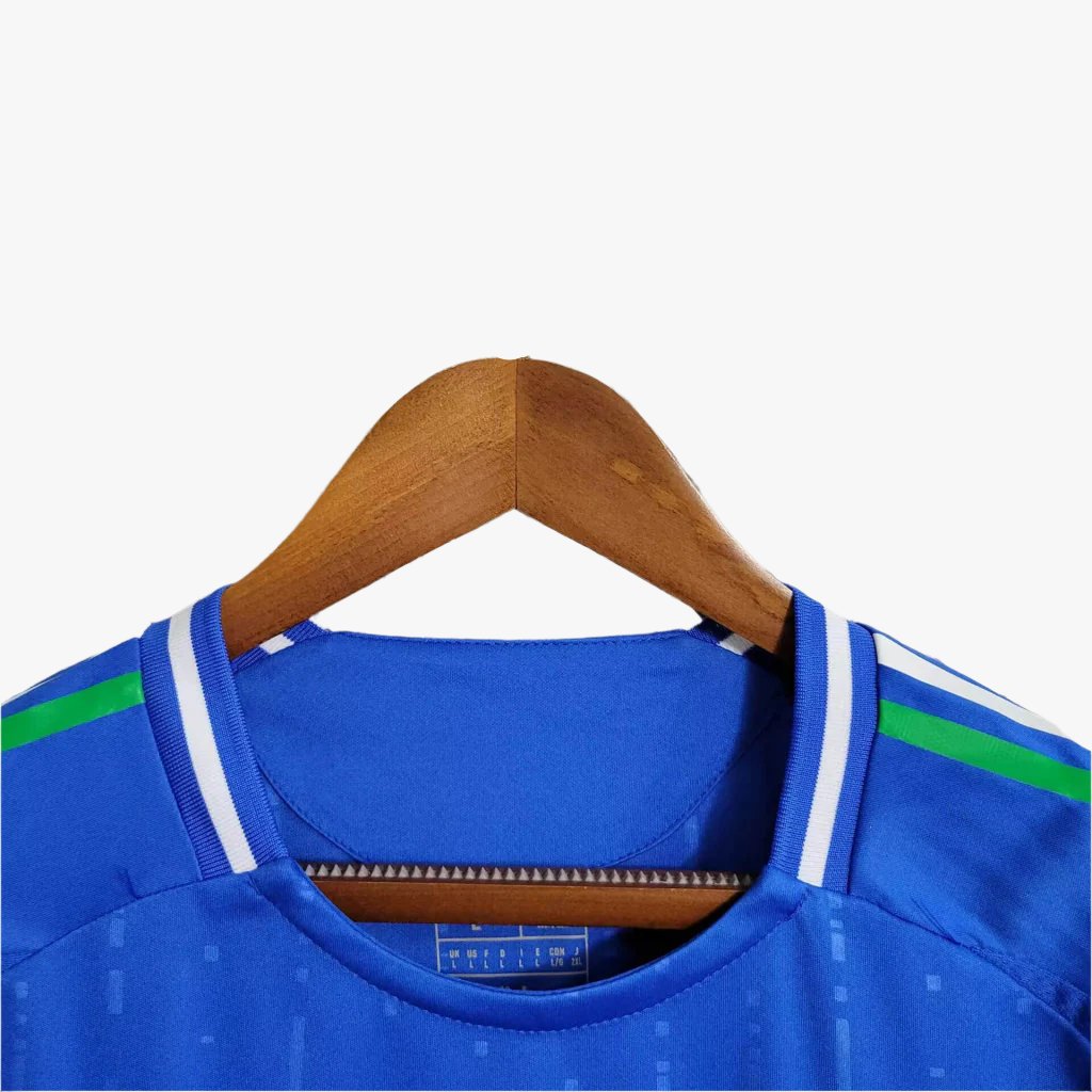 24/25 Italy Home