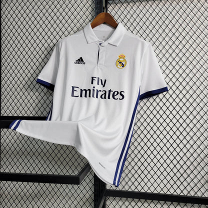 Retro 16-17 Real Madrid Main