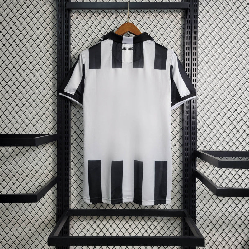 Retro version 2014/2015 Juventus home