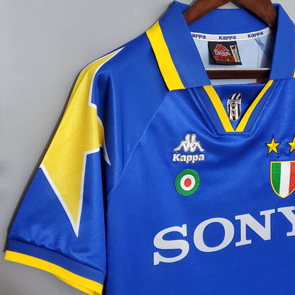 Retro 95/97 Juventus away