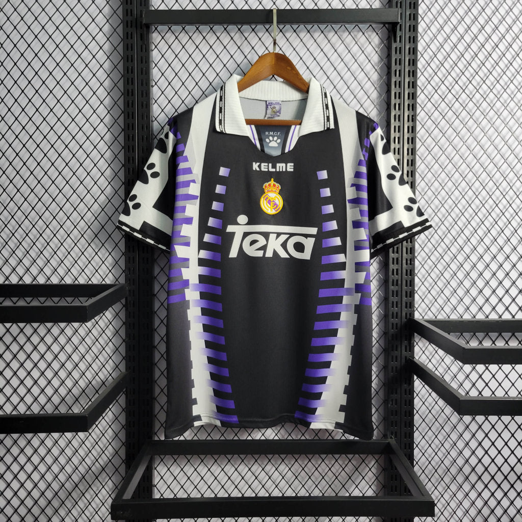 Retro 97-98 Real Madrid 2 Away