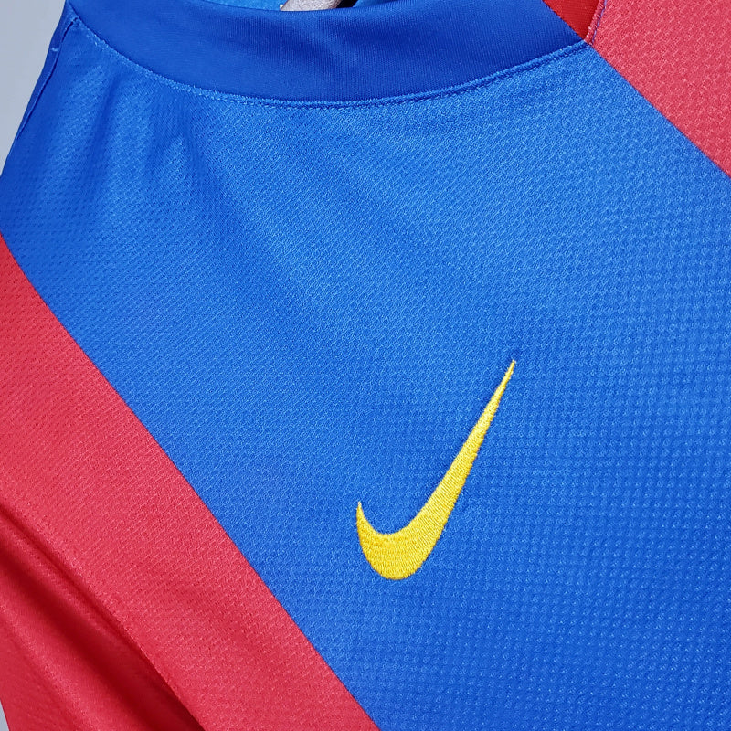 Retro Barcelona 06/07 home