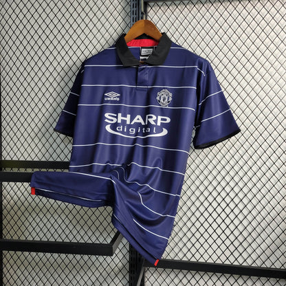 Retro 1999/00 Manchester United away