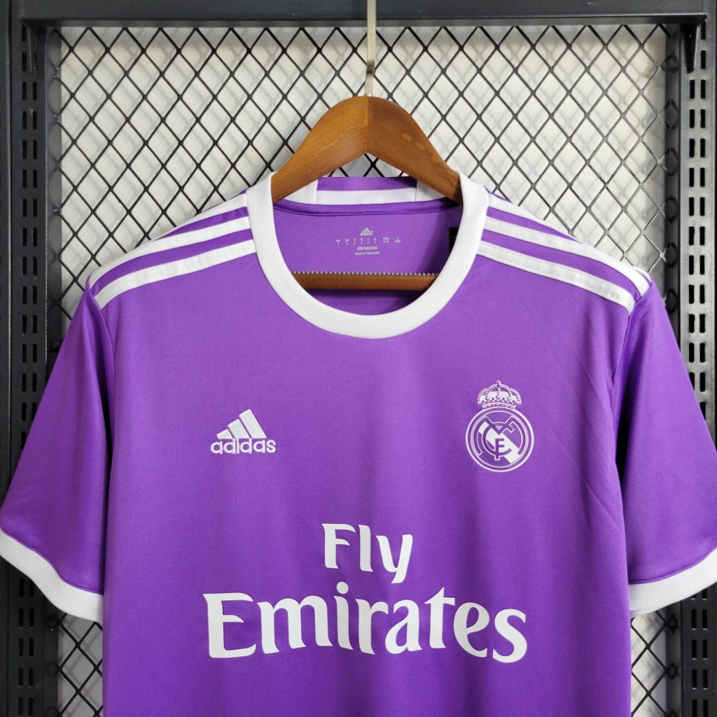 Retro Real Madrid 17/18 Away