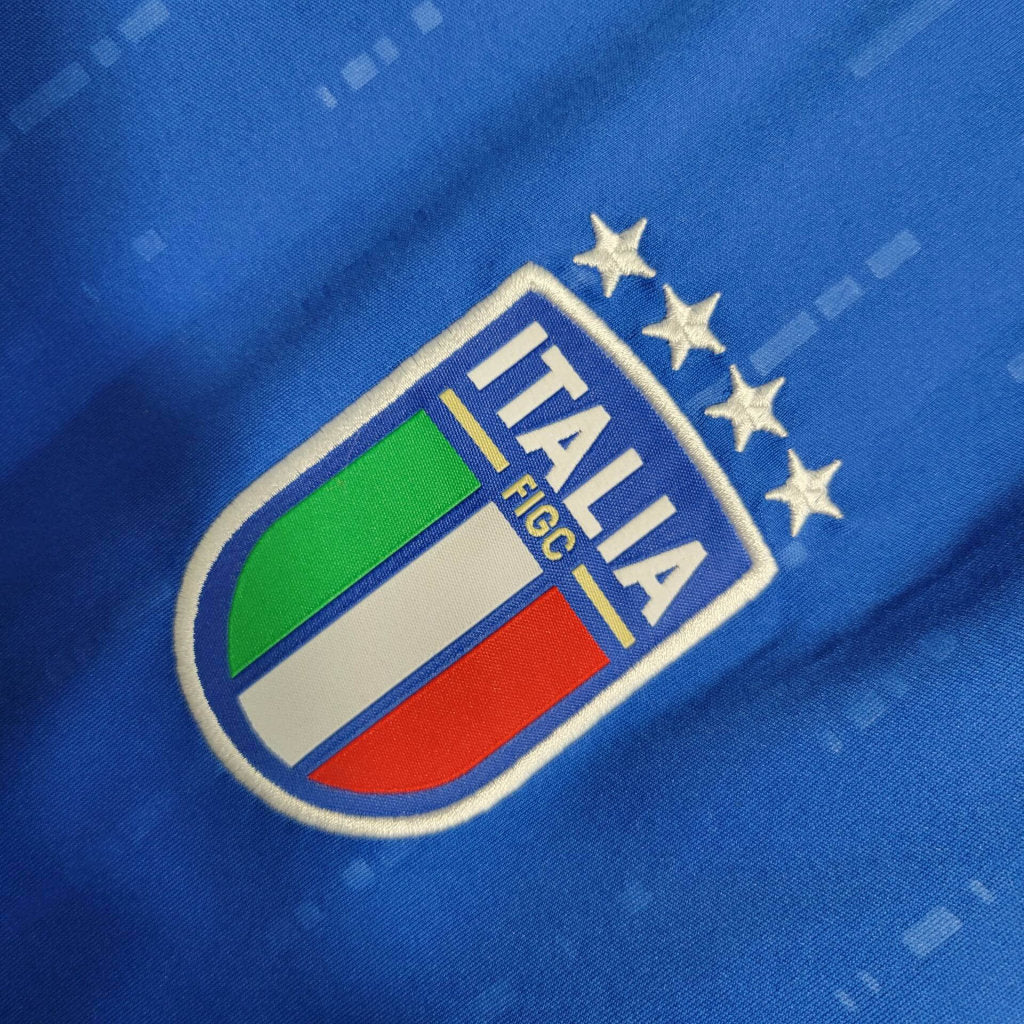 24/25 Italy Home