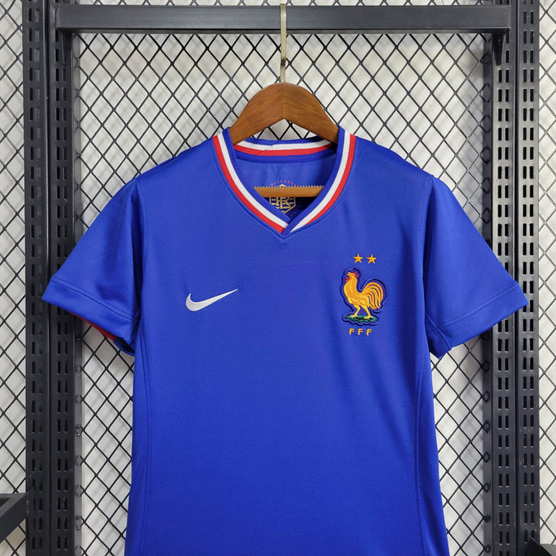 24/25 women France Home