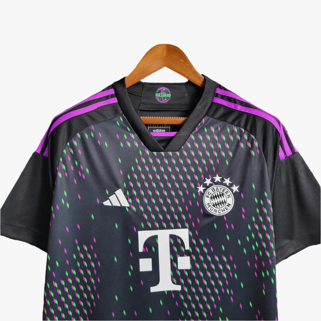 23-24 Bayern Munich Away