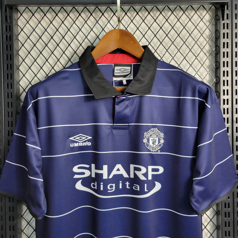 Retro 1999/00 Manchester United away