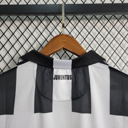 Retro version 2014/2015 Juventus home