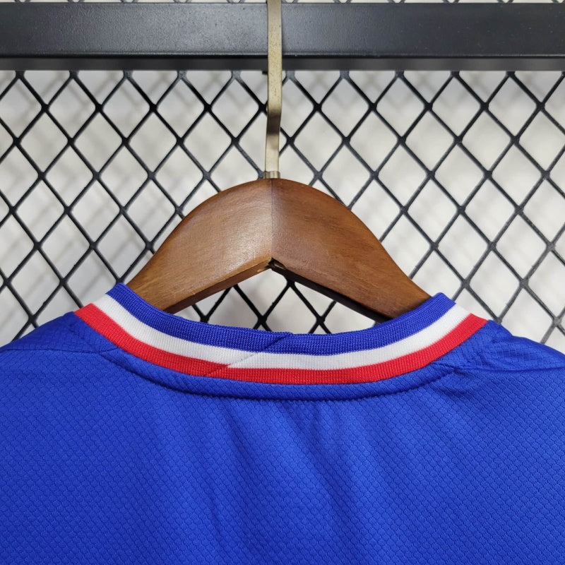 24/25 women France Home